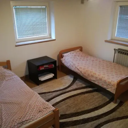 Apartman Dida דירה טוזלה